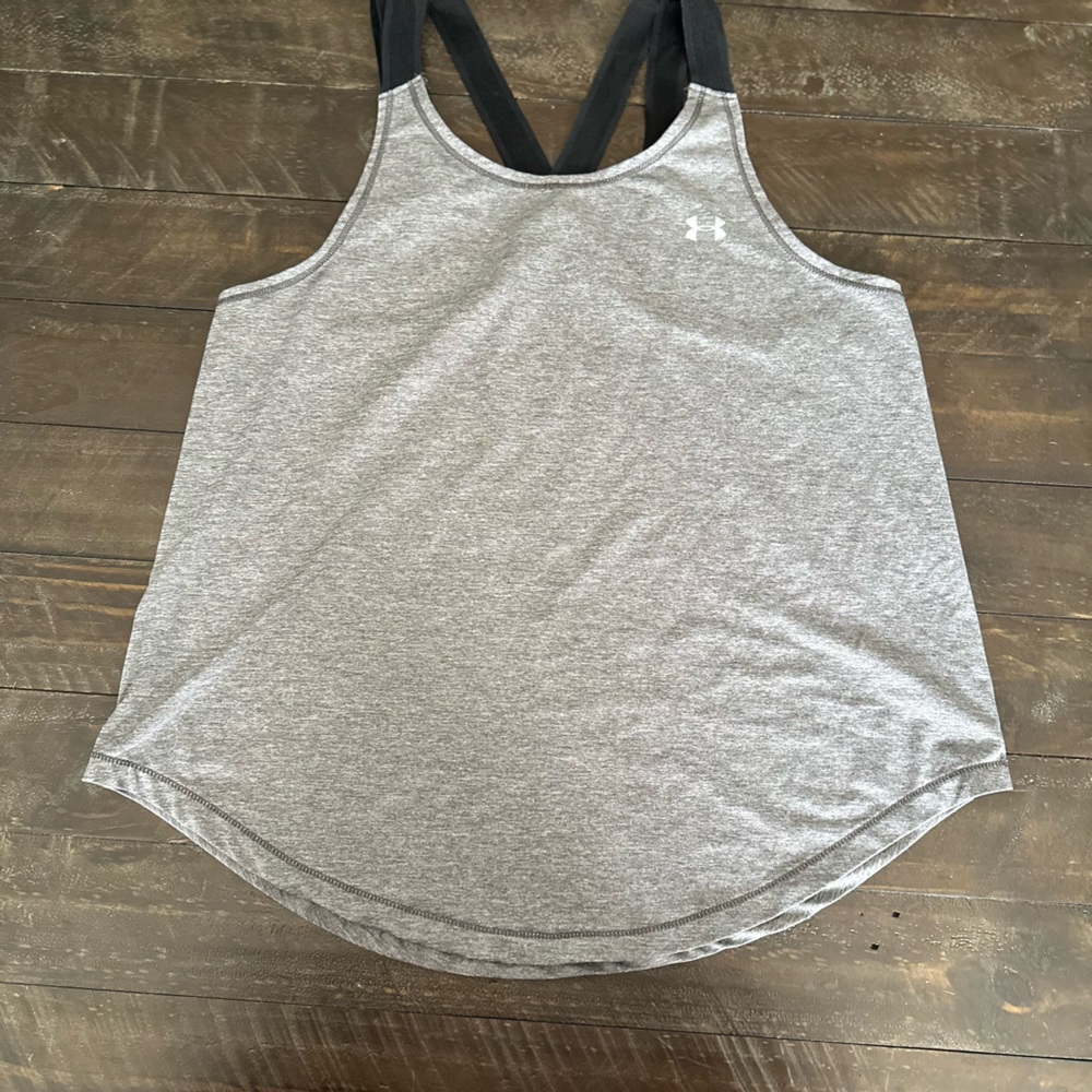 Under Armour grey/black work out top, NO TAGS, size M